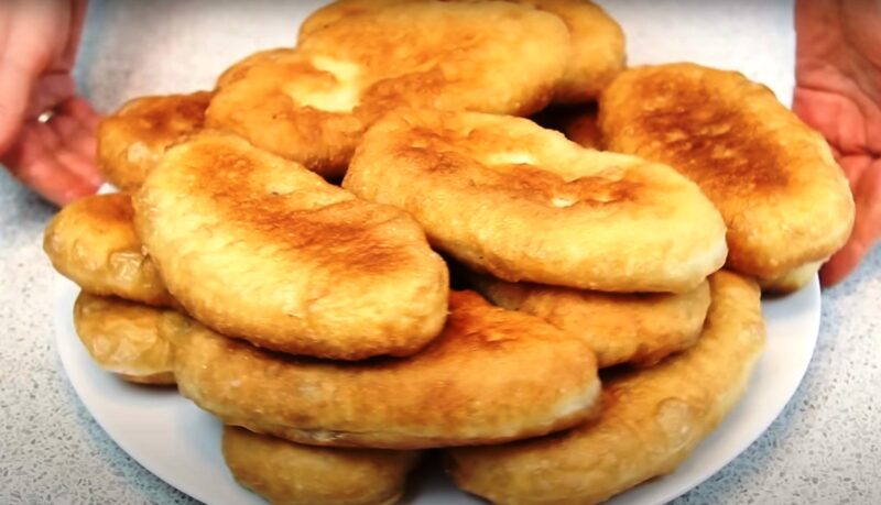 Пирожки "Уличные": незабываемый вкус детства. Вкуснейшие жареные пирожки с мясом