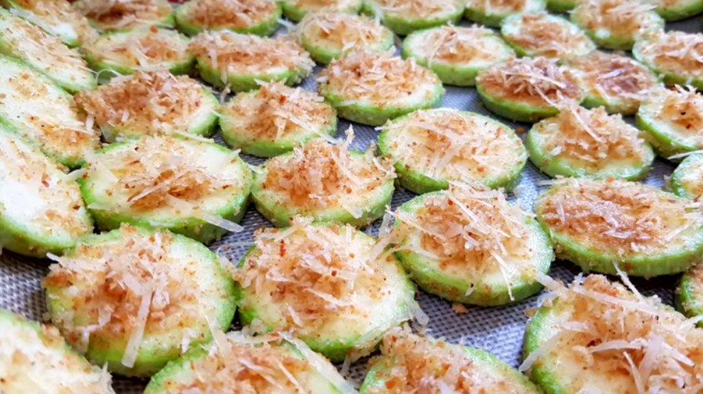 Такое должен приготовить каждый! Вкусные кабачки на скорую руку