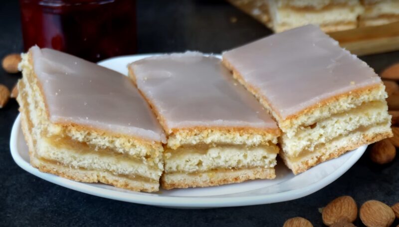 Пирог "Яблочный взрыв". Так готовили в 70-х годах в дорогих кафе: вкуснее десерта я не пробовала