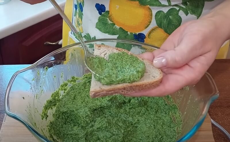 Паста "Здоровье". Такая баночка должна быть в каждом доме: лучшая заготовка зелени на зиму