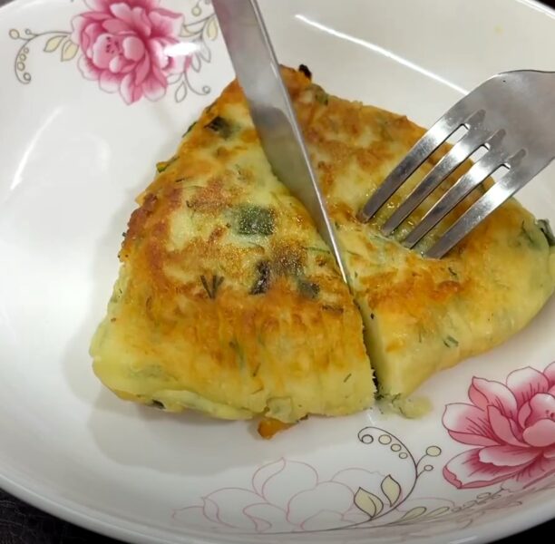 Попробуйте приготовить вот такой картофель. Аппетитные пирожки с вкусной и сочной начинкой