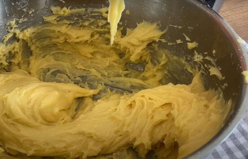 Влюбилась в этот торт с первого кусочка. Безумно вкусно: заварной торт "Карпатка"