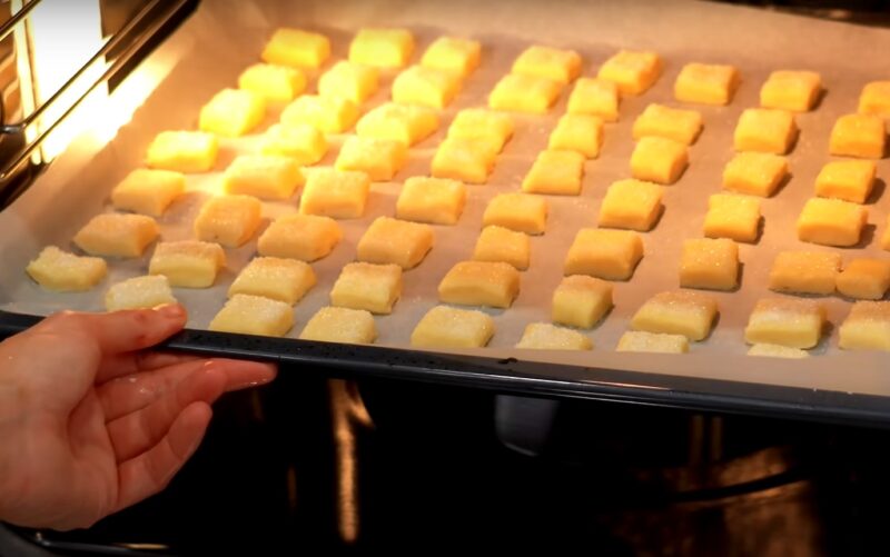 Печенье на кефире "За 5 минут". Быстрый и вкусный домашний рецепт